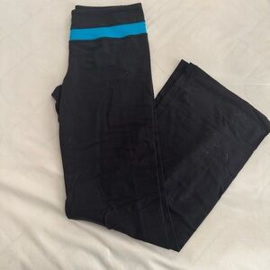 Lululemon Vintage Style Groove Leggings